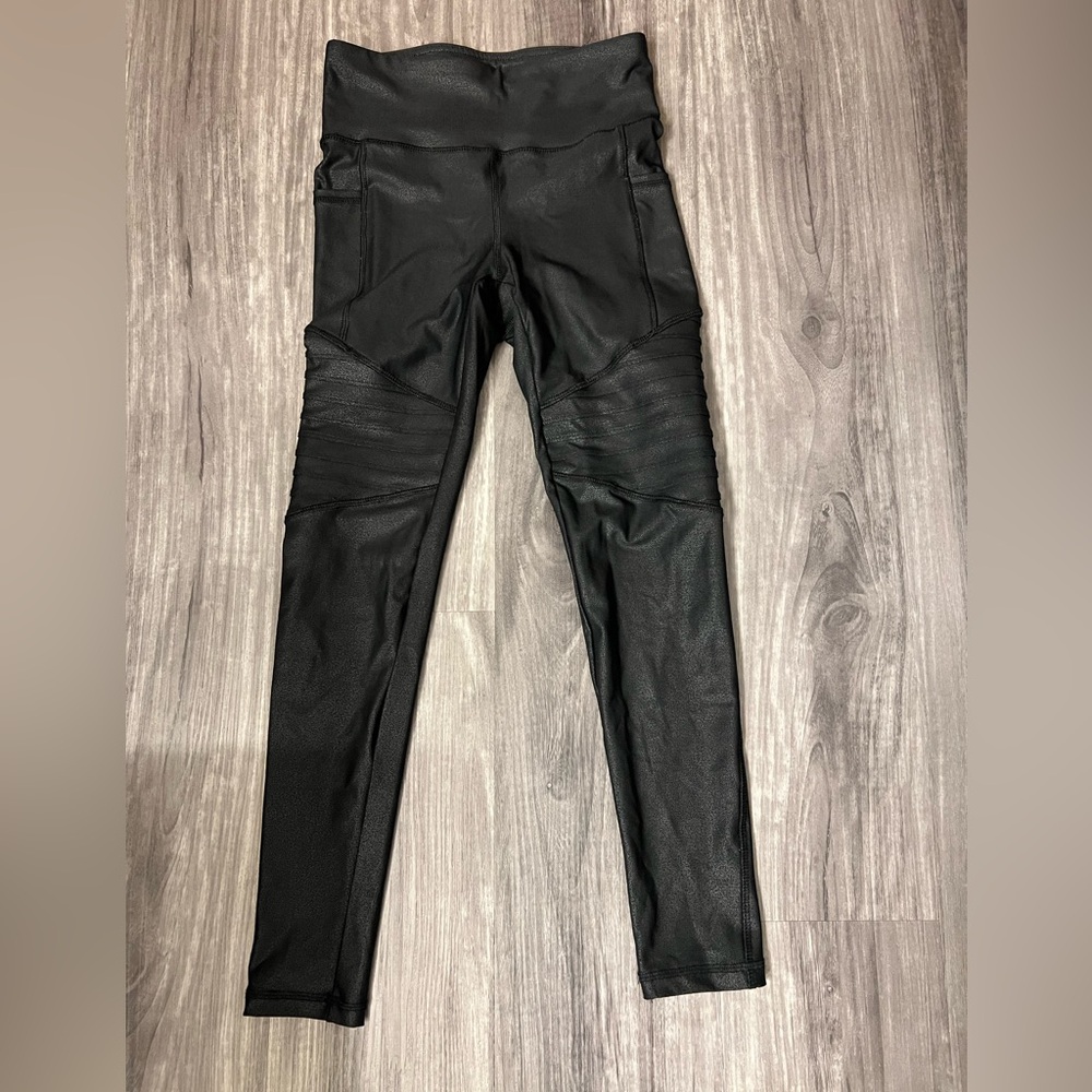 Women’s Pink Lily spandex moto leggings